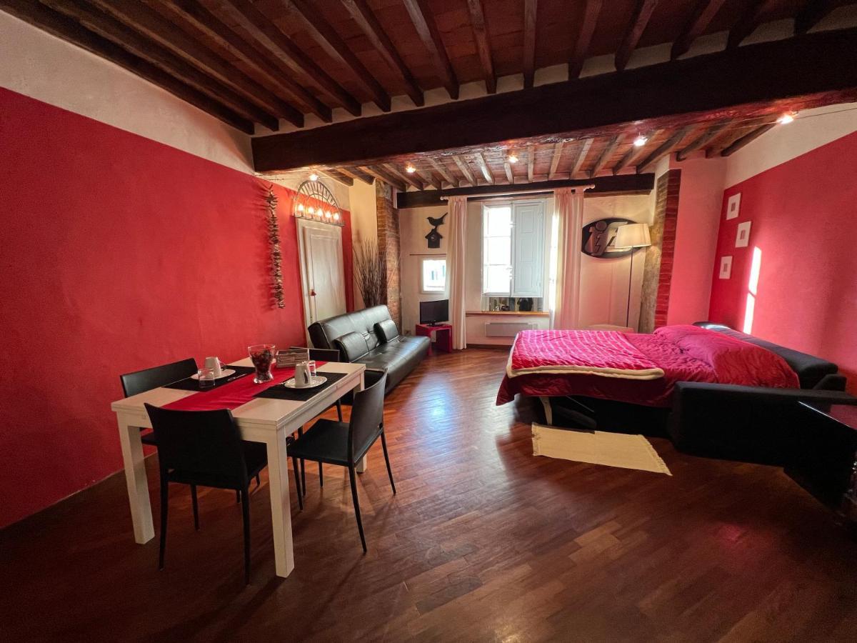 Suite Via Fillungo Lucca Exterior photo